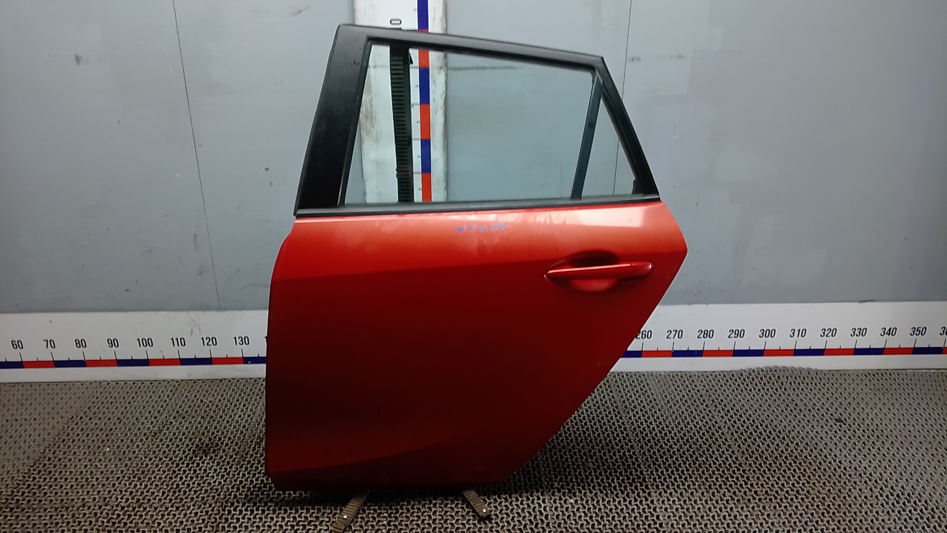 Дверь задняя левая Mazda 3 2