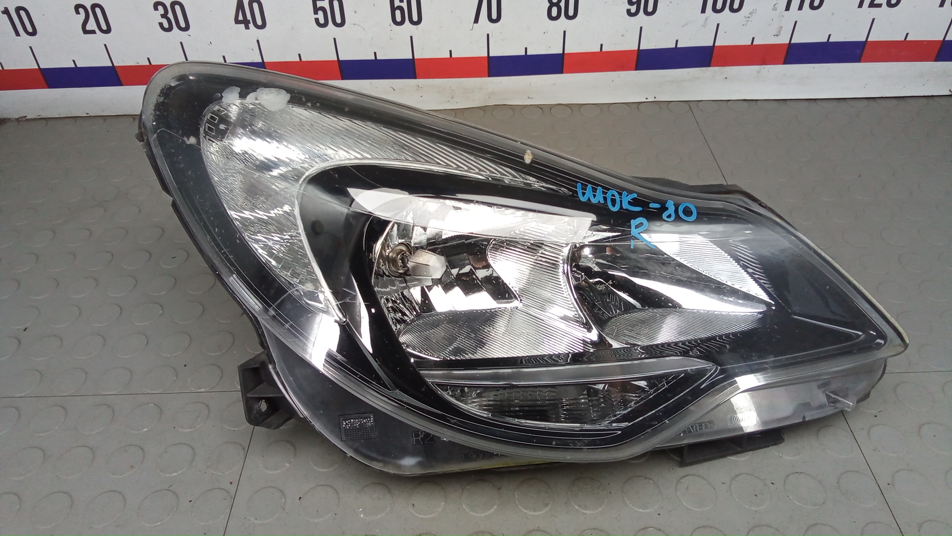 Фара правая Opel Corsa D
