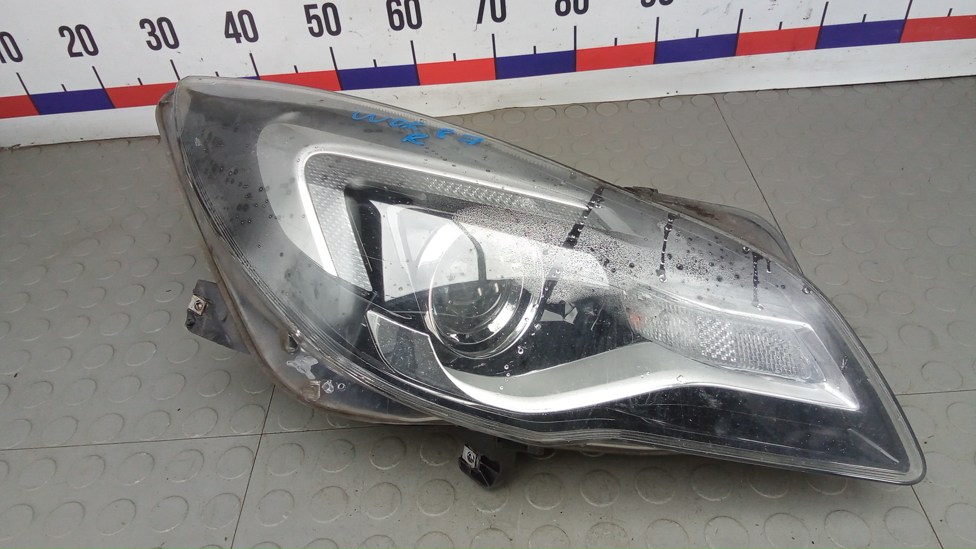 Фара правая Opel Insignia 1