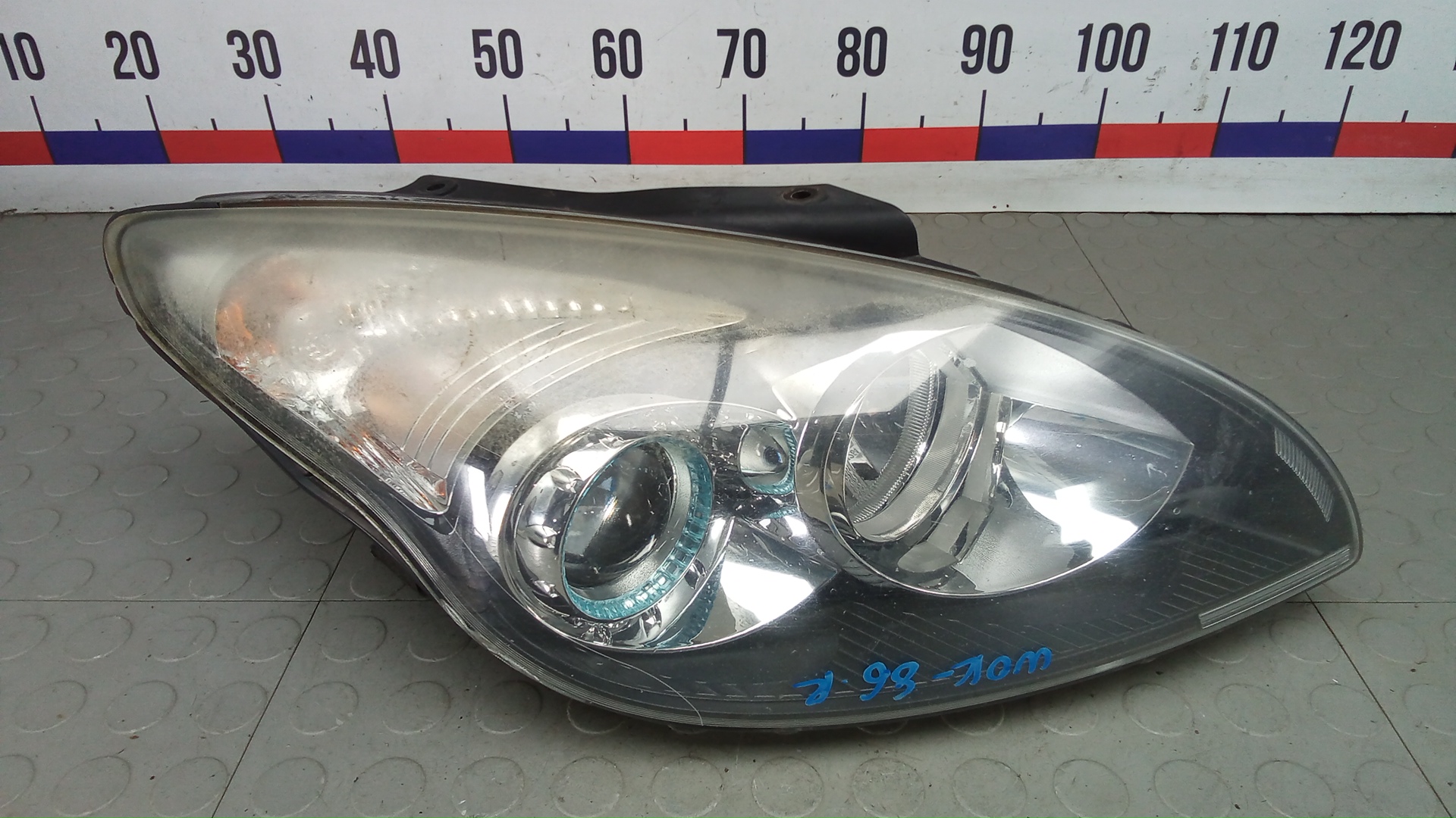 Фара правая Hyundai i30 FD