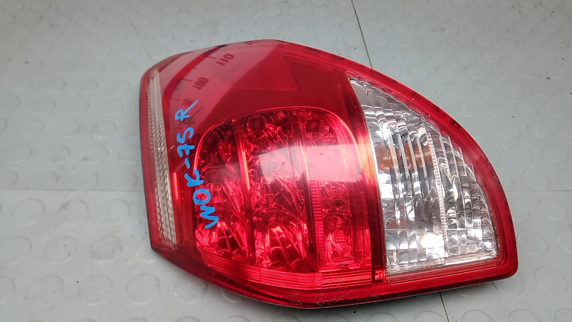 Фонарь задний правый Toyota RAV4 XA30