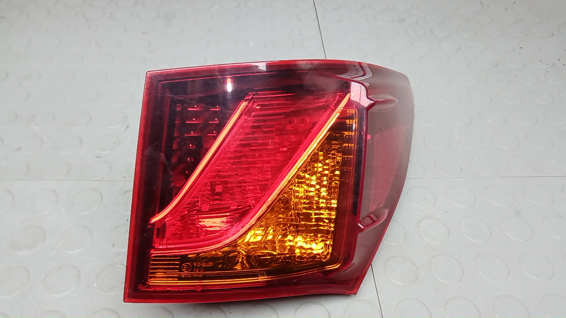 Фонарь задний правый Lexus GS 4