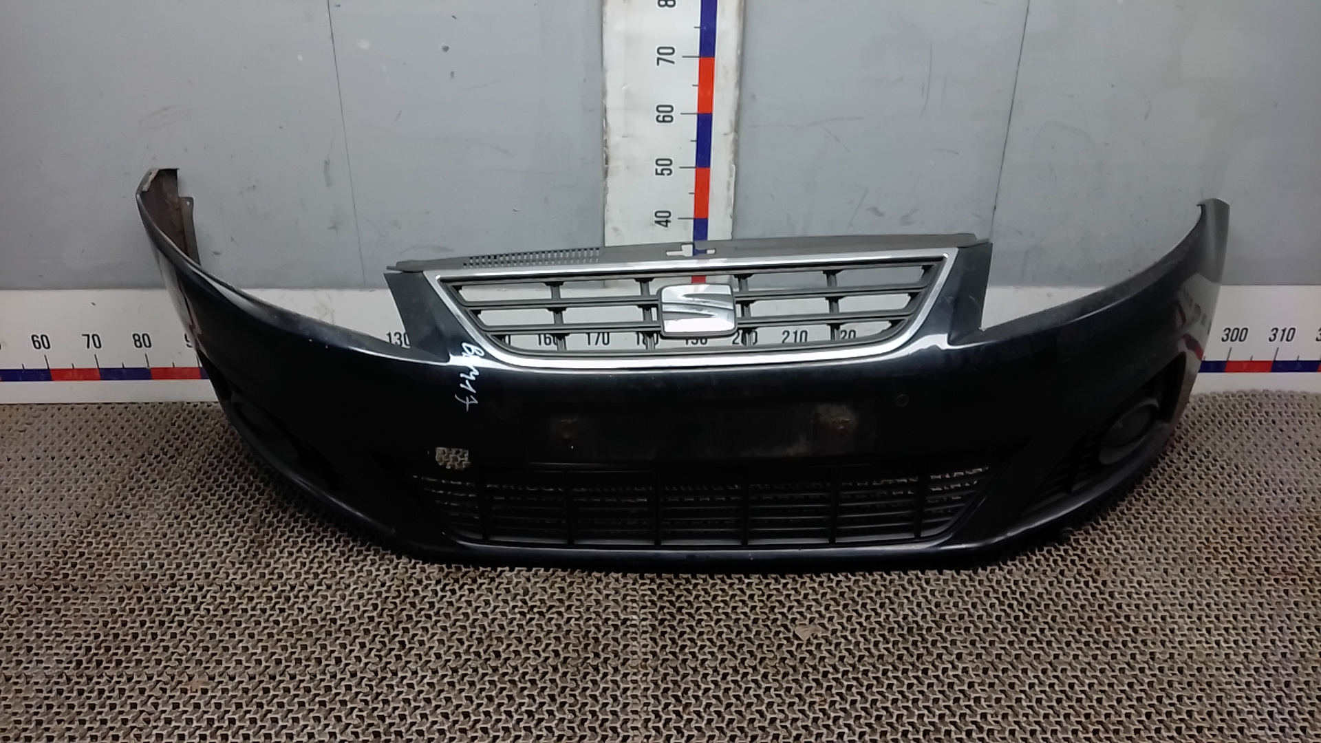 Бампер передний Seat Alhambra 7N