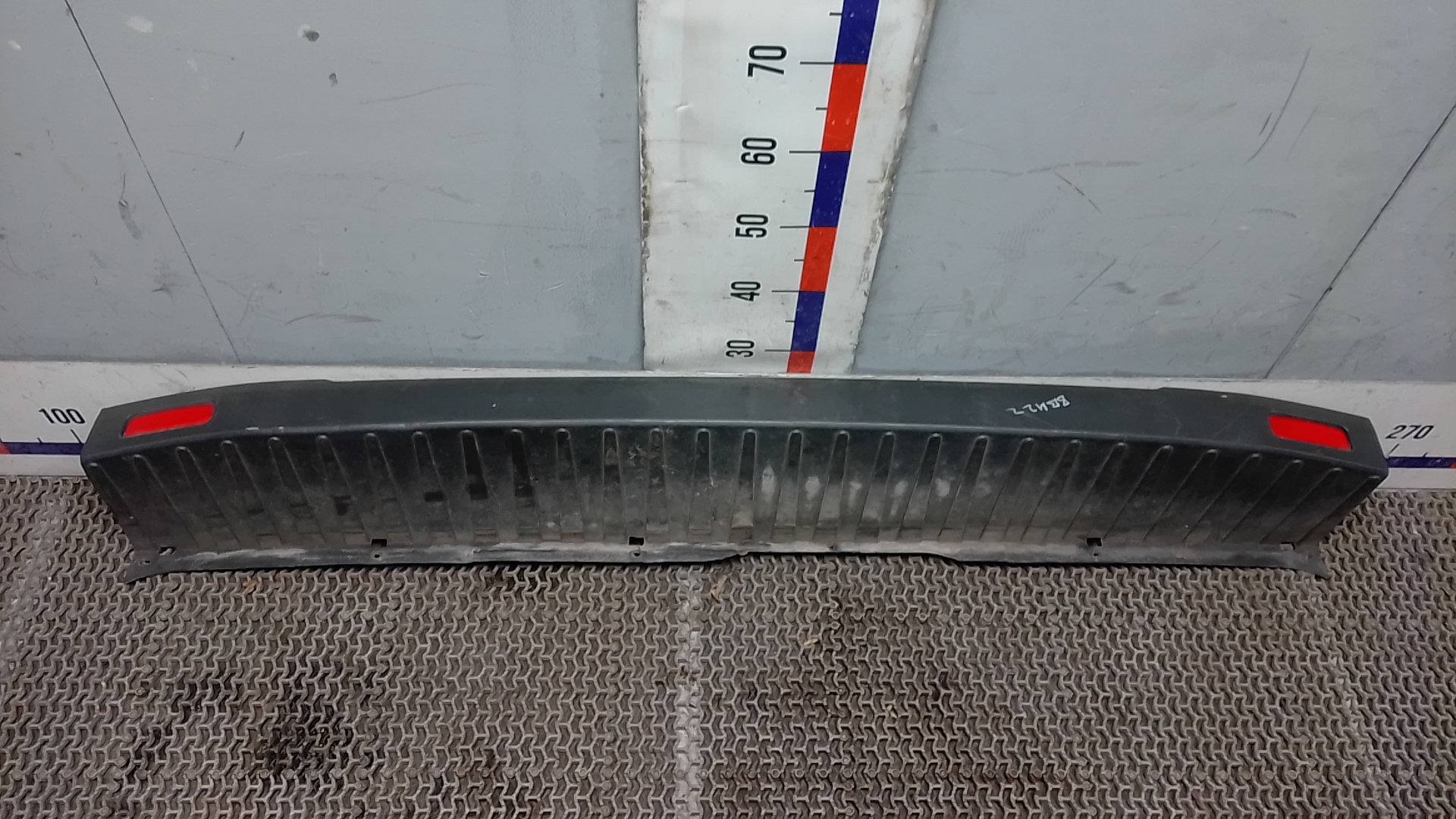 Бампер задний Ford Transit 8