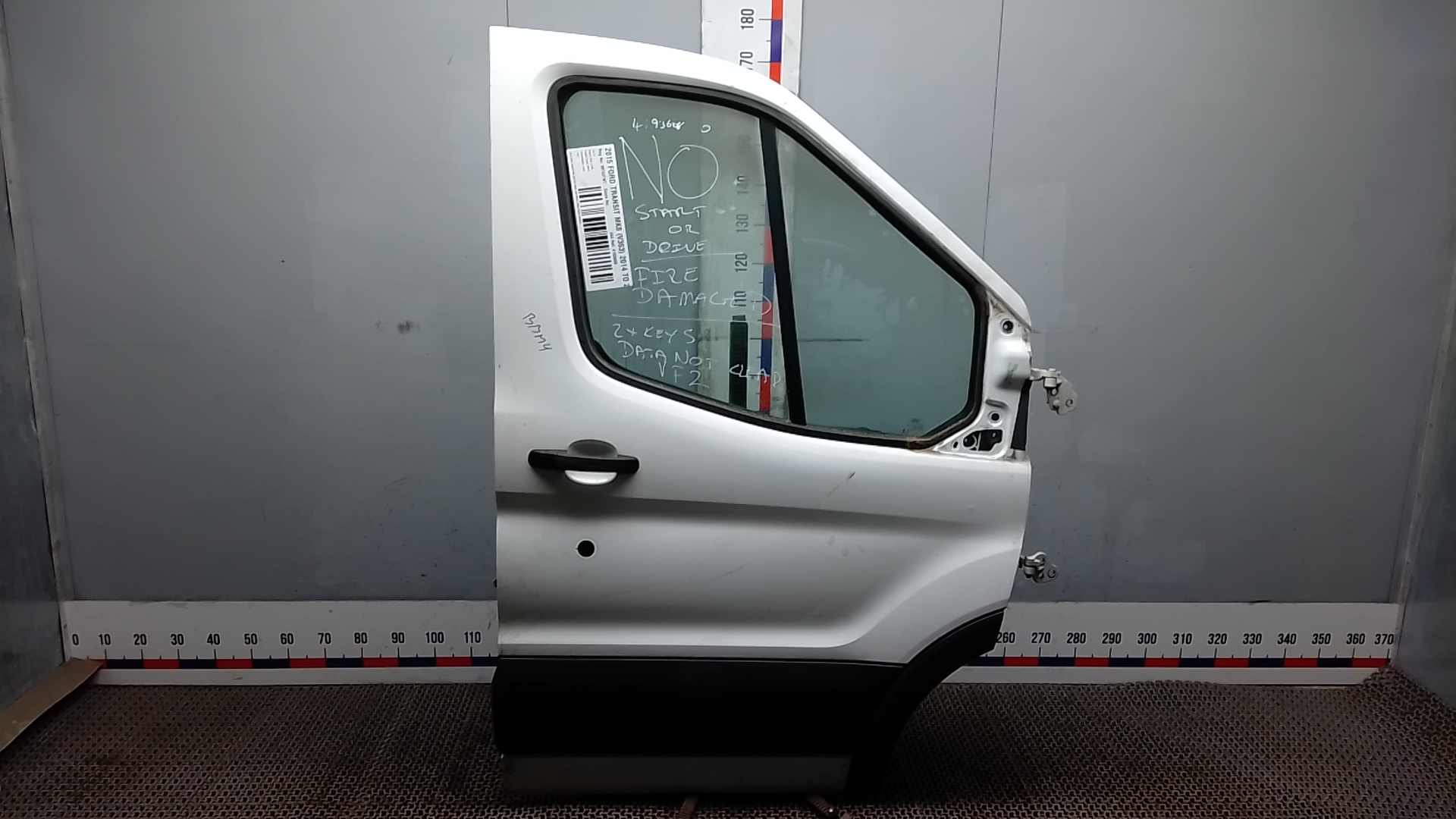 Дверь передняя правая Ford Transit 8