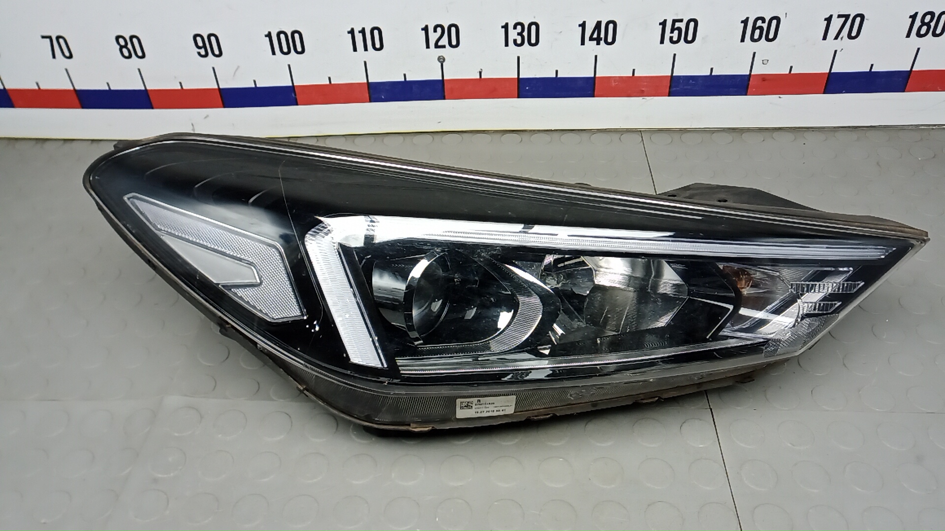 Фара правая Hyundai Tucson TL