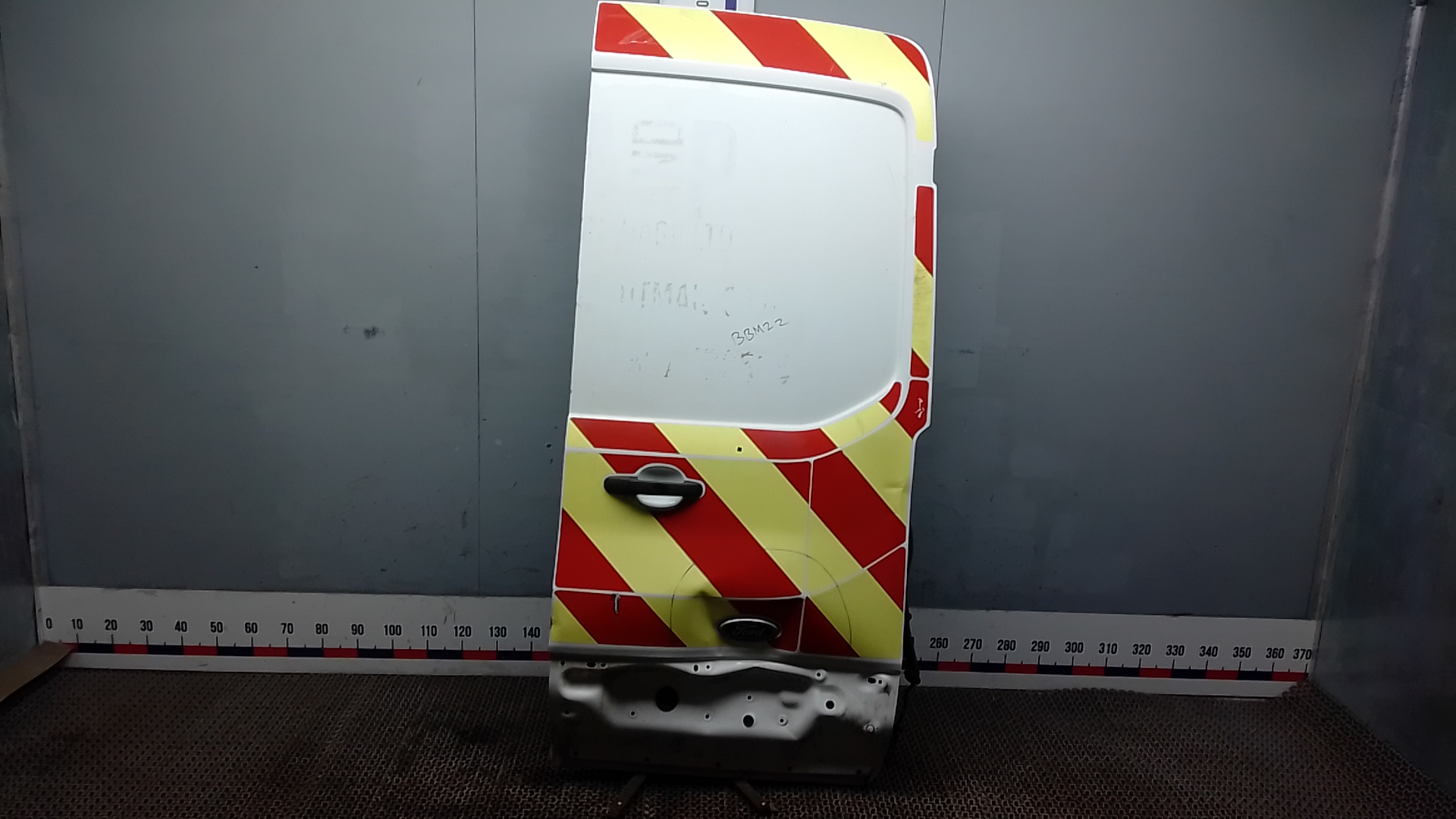 Дверь распашная правая Ford Transit 8