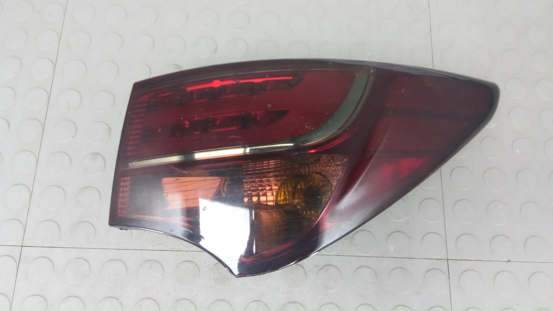 Фонарь задний правый Hyundai Santa Fe 3
