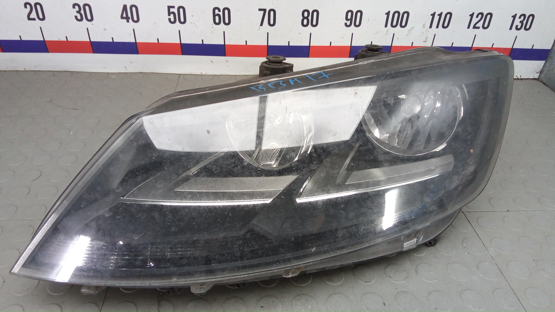 Фара левая Seat Alhambra 7N
