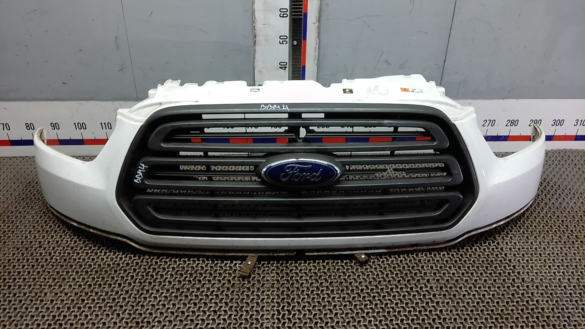 Решетка радиатора Ford Transit 8