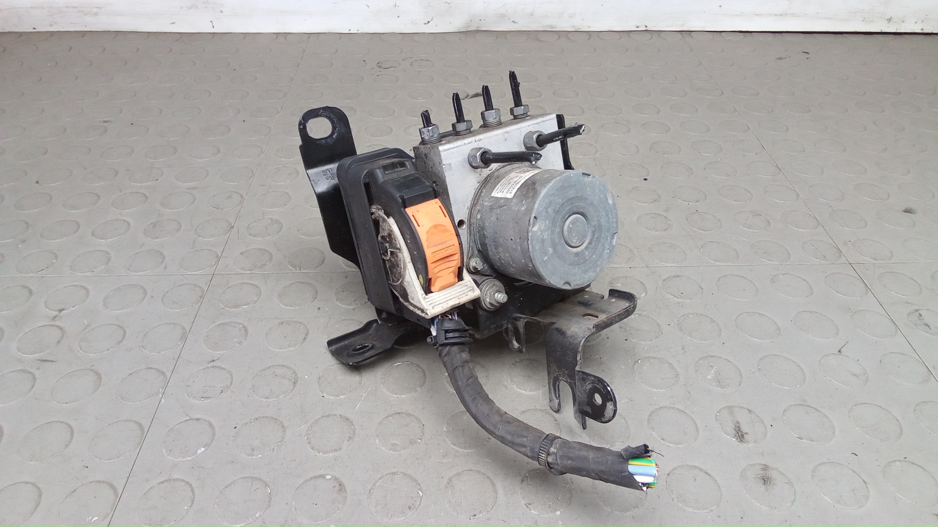 Блок ABS Peugeot 3008 2