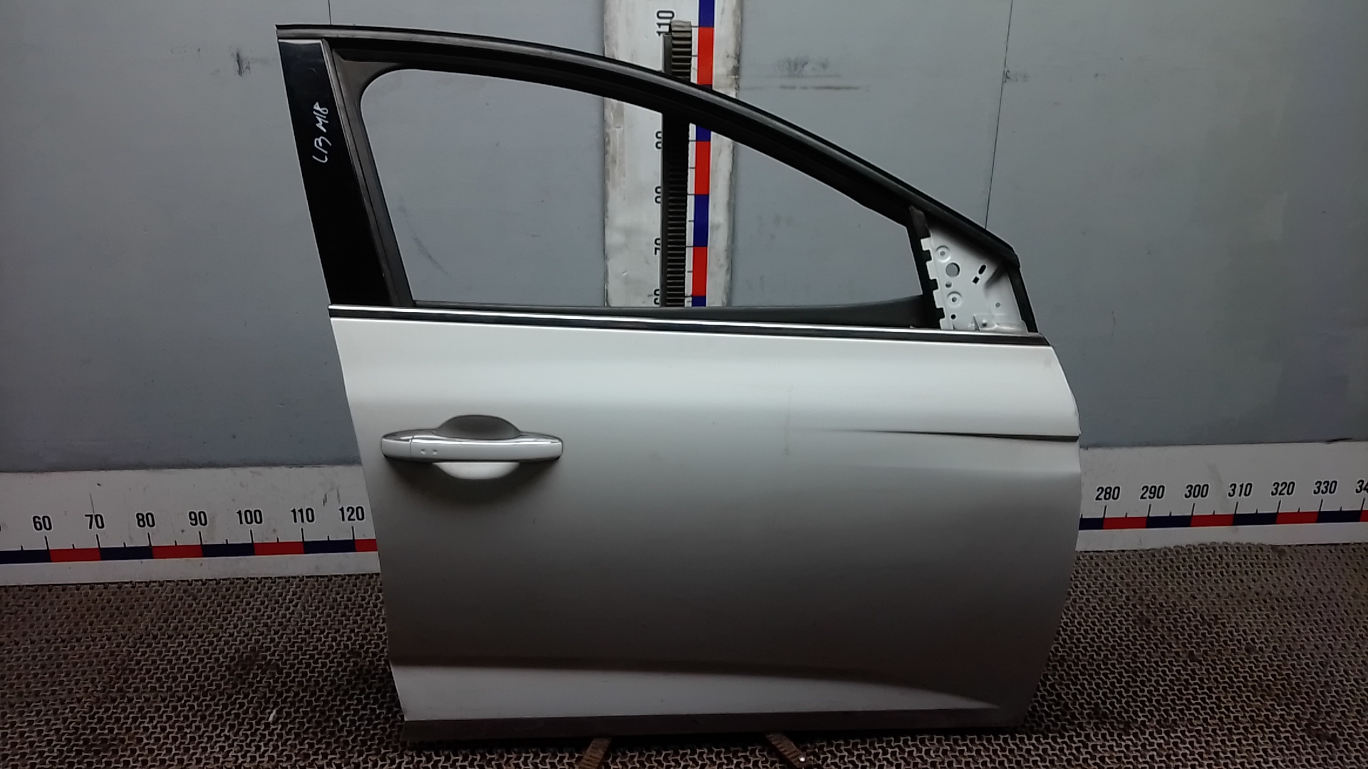 Дверь передняя правая Renault Megane 4