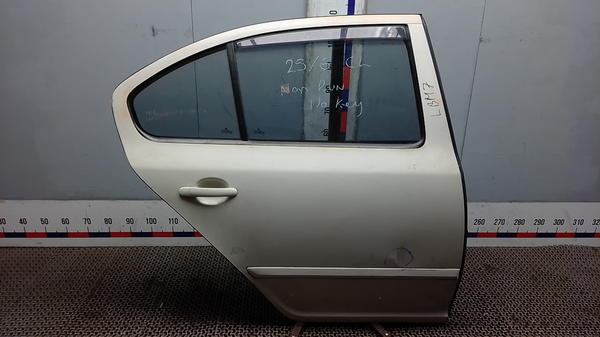 Дверь задняя правая Skoda Octavia A5