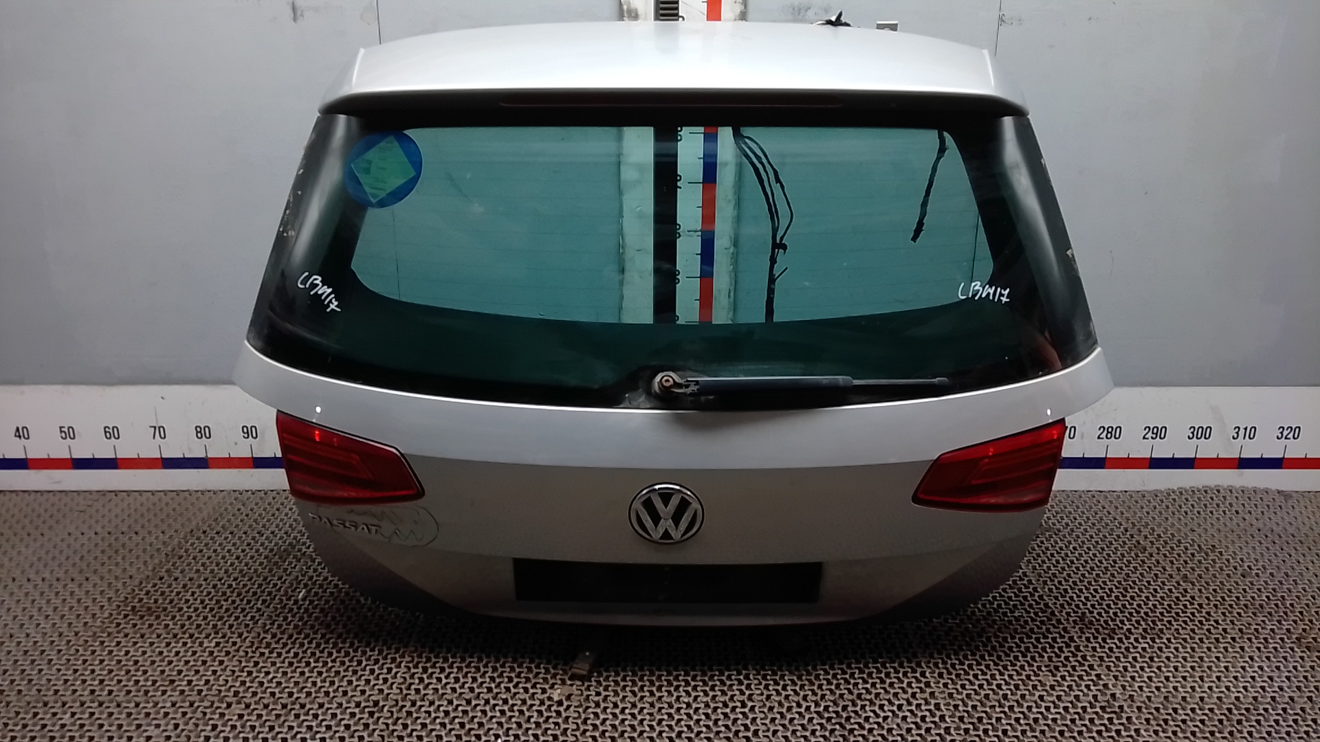 Дверь 3-5 Volkswagen Passat B8