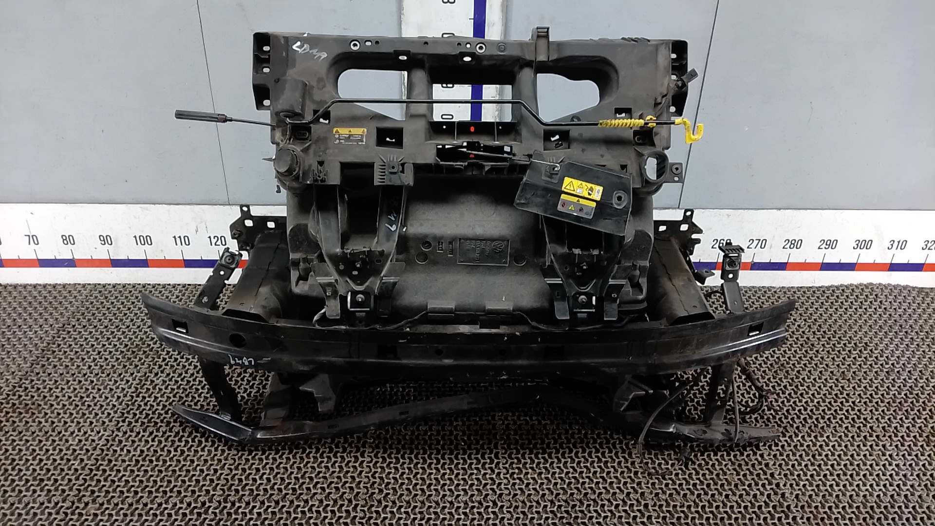 Передняя панель крепления облицовки (телевизор) Volkswagen ID.4