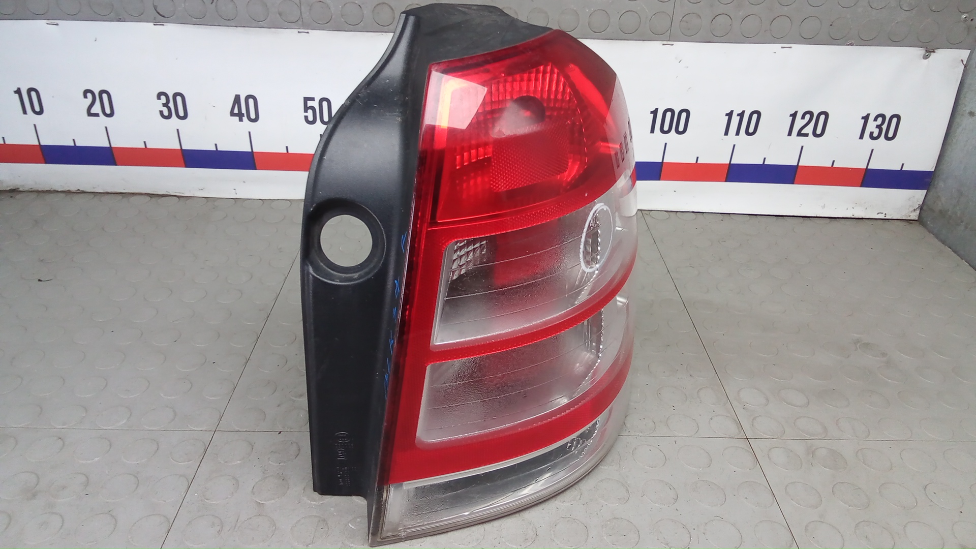 Фонарь задний правый Opel Zafira B