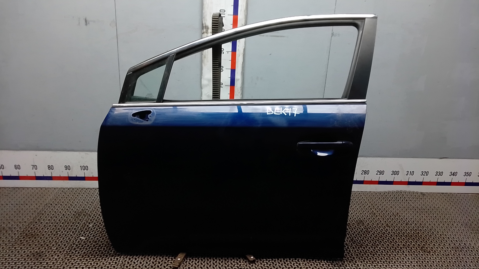 Дверь передняя левая Toyota Avensis T27
