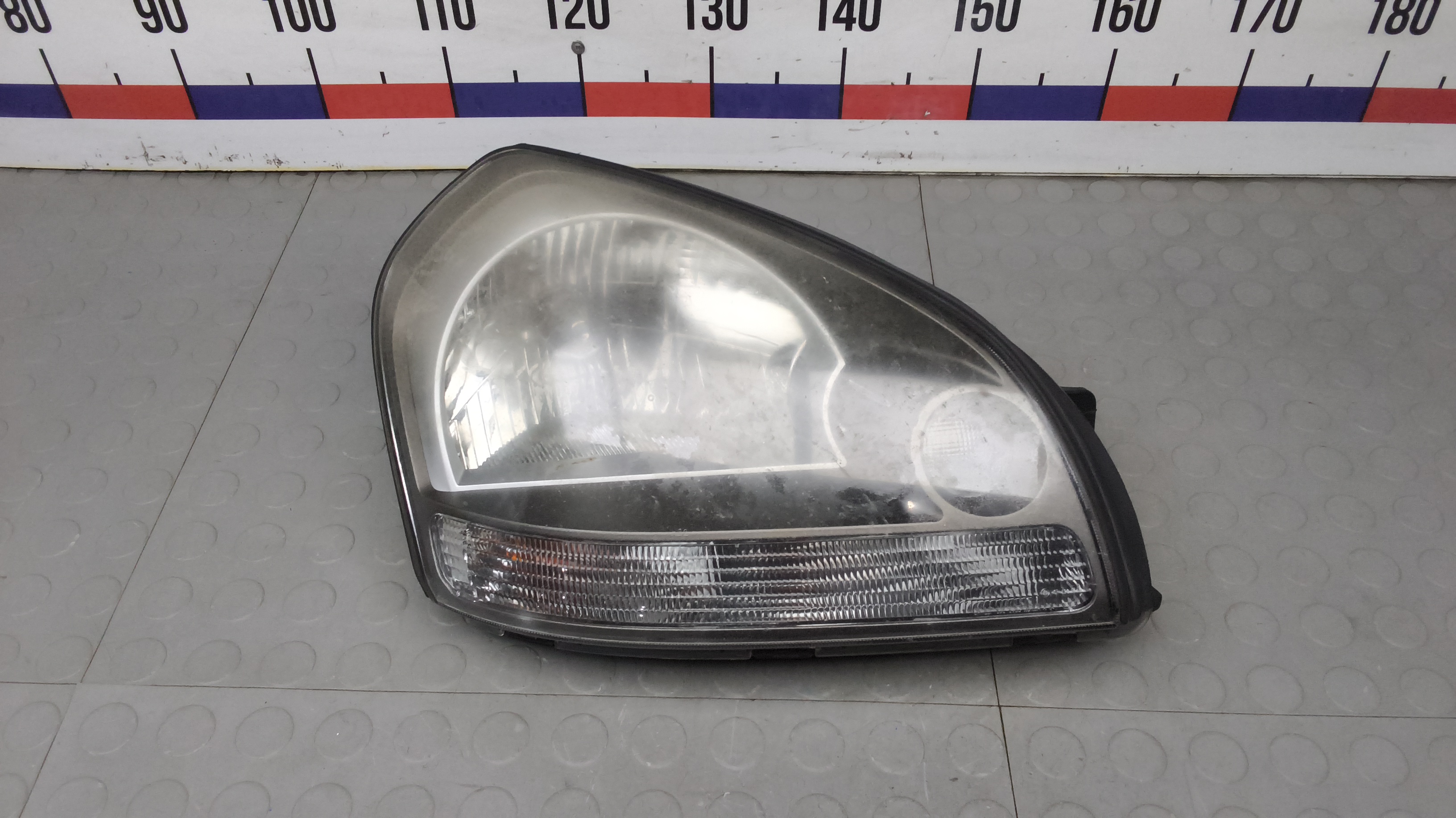 Фара правая Hyundai Tucson JM