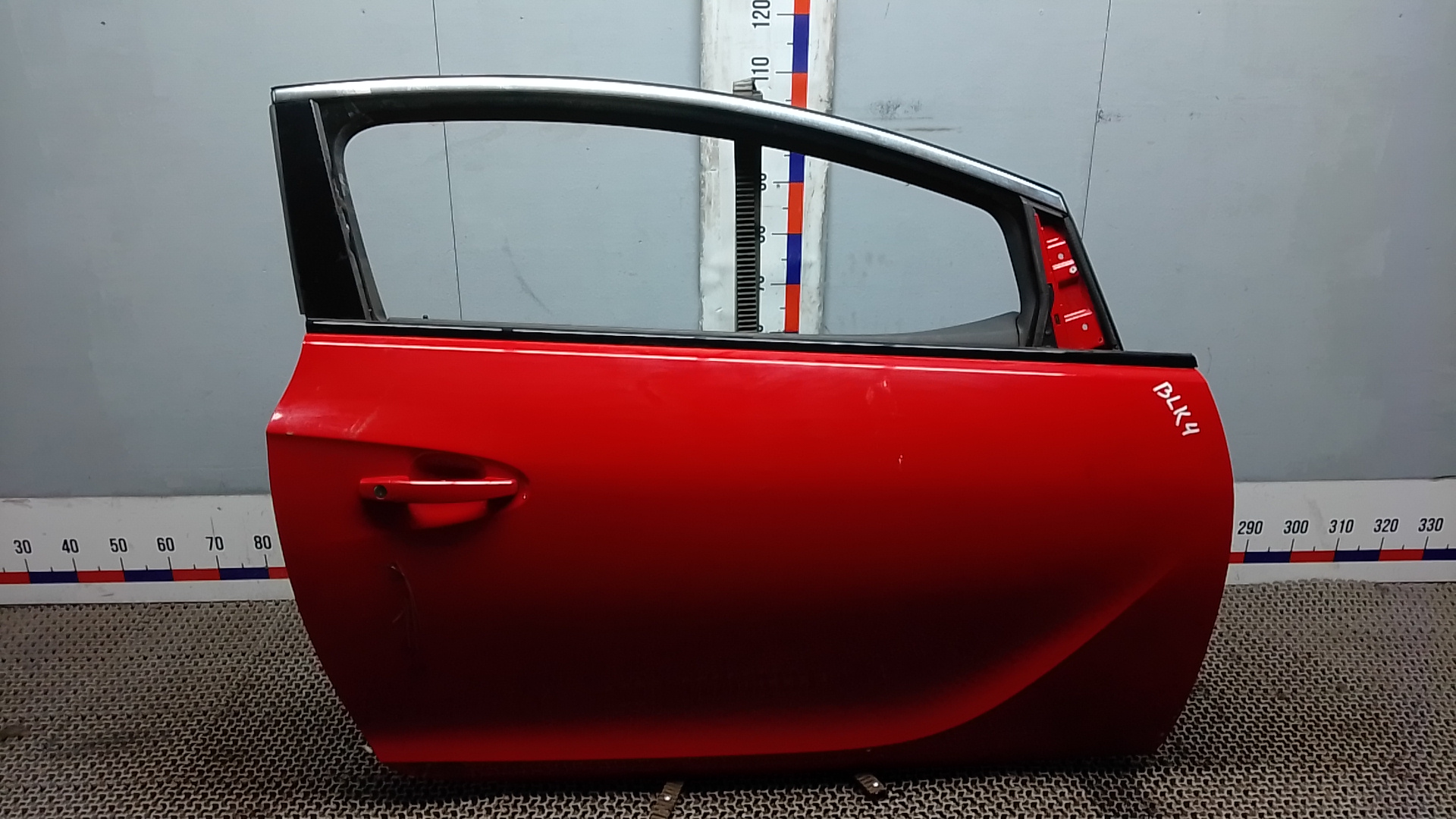 Дверь передняя правая Opel Astra GTC