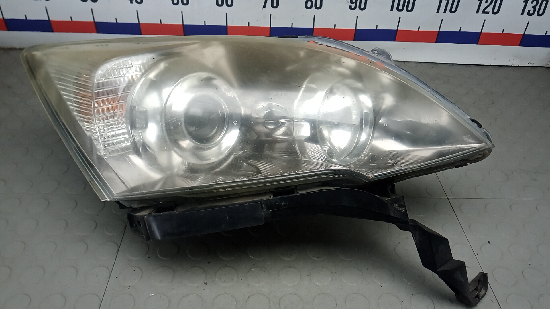 Фара правая Honda CR-V 3
