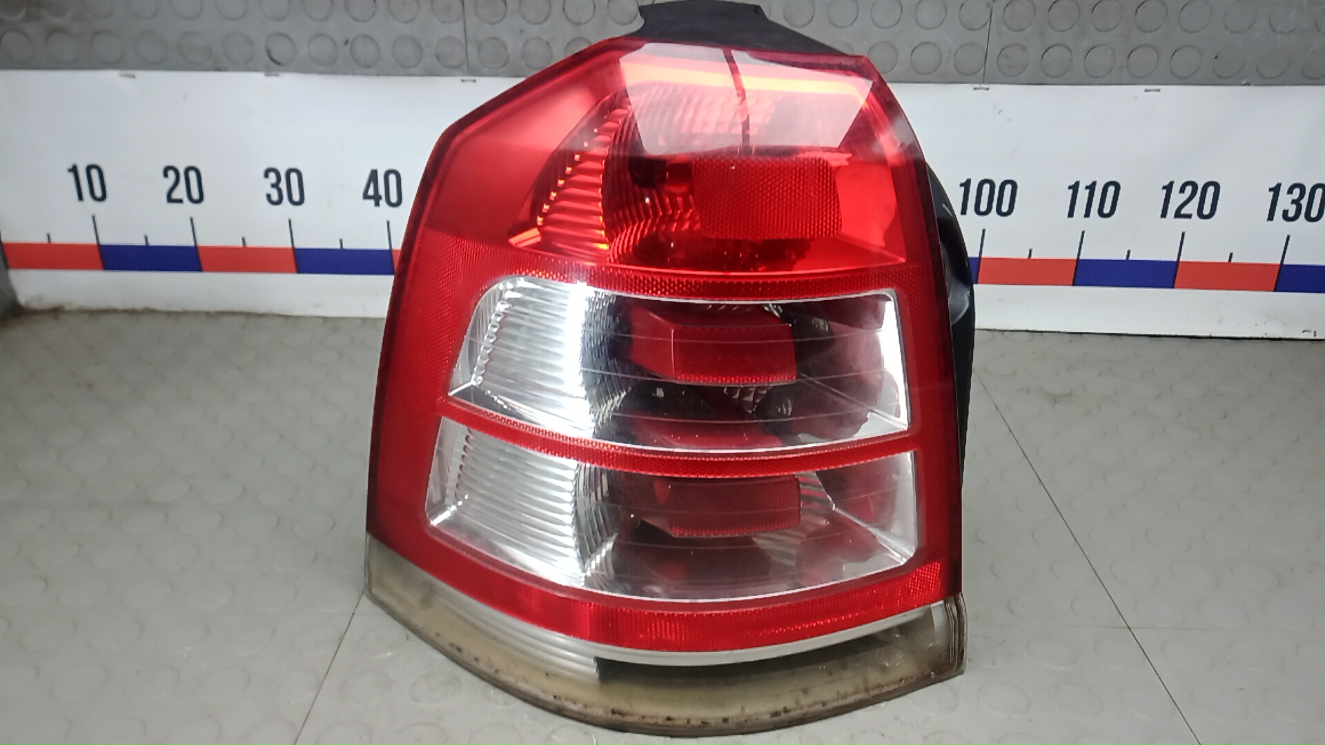 Фонарь задний левый Opel Zafira B