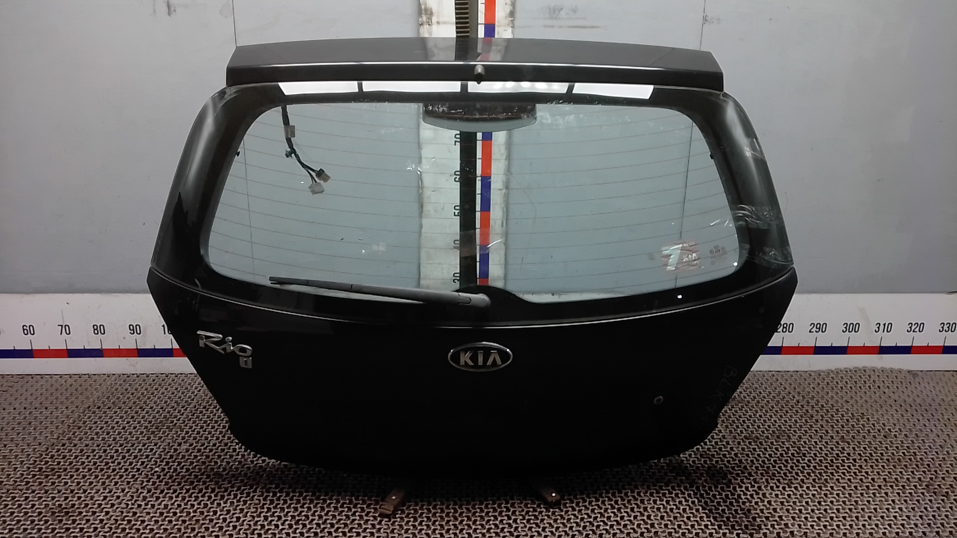 Дверь 3-5 Kia Rio 2