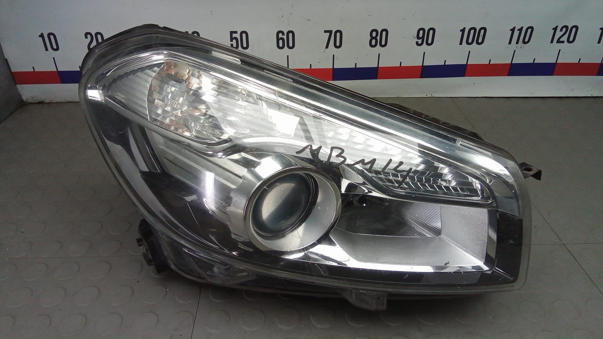 Фара правая Nissan Qashqai J10