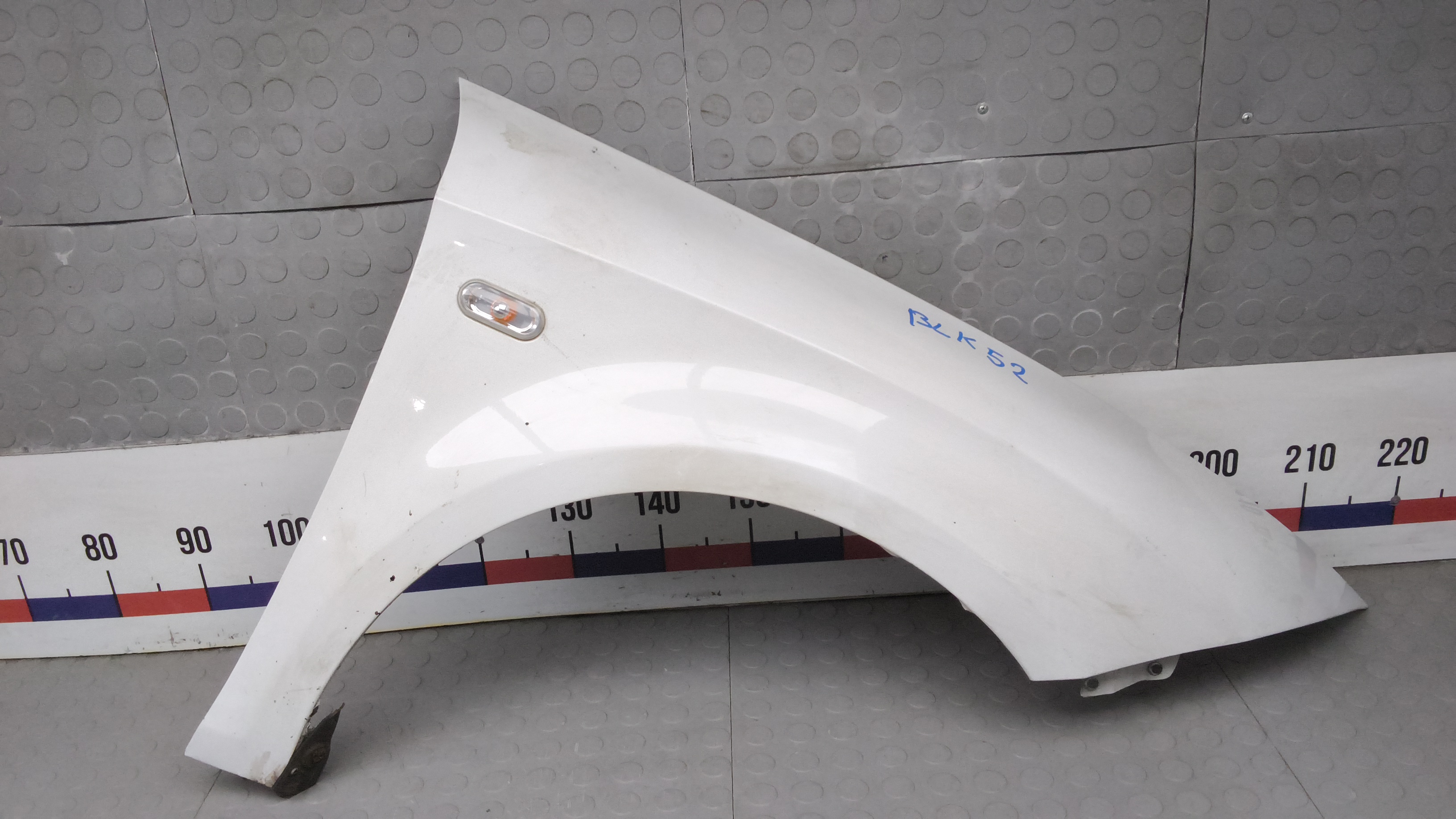 Крыло переднее правое Seat Leon 2