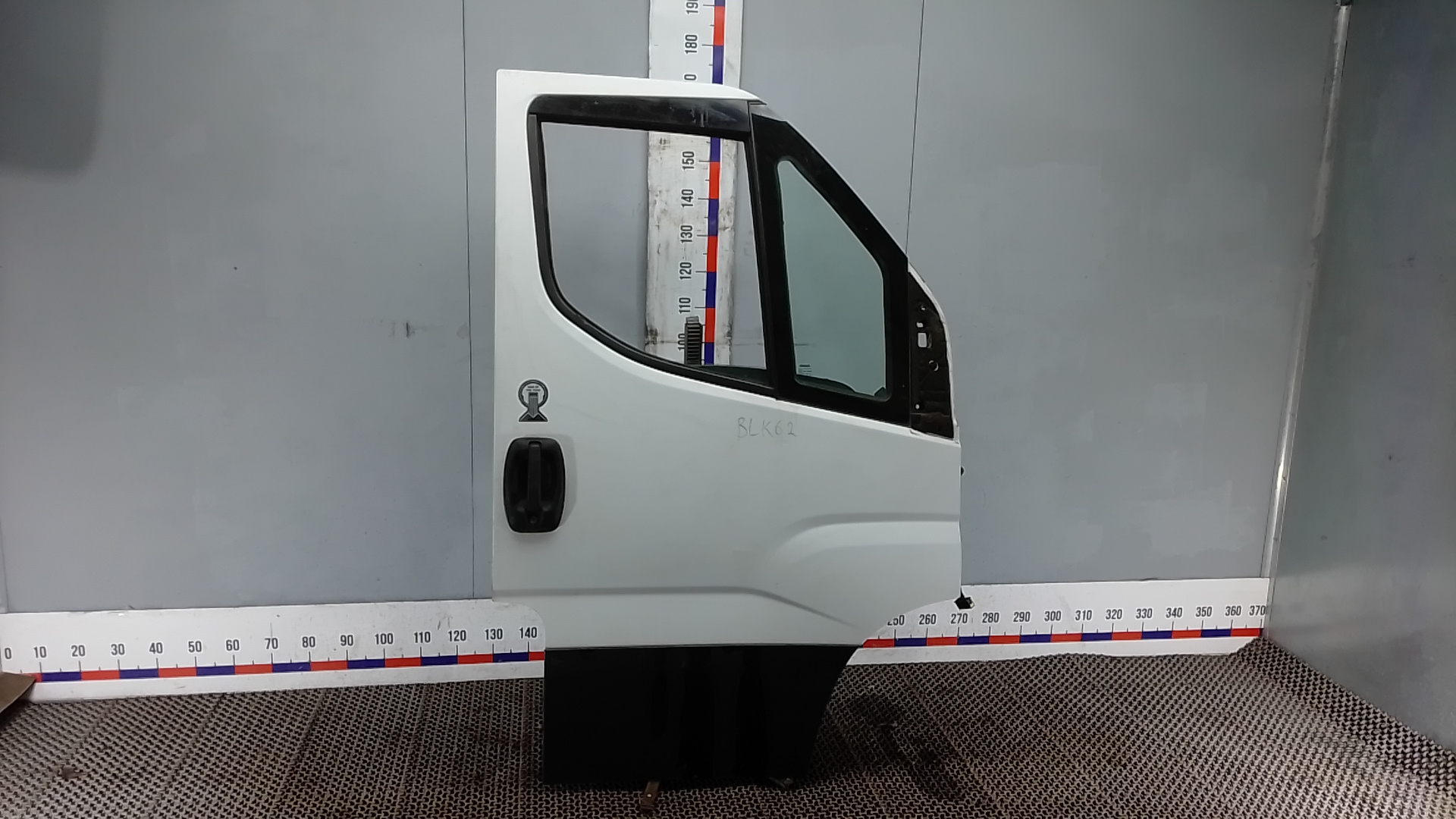 Дверь передняя правая Iveco Daily 6