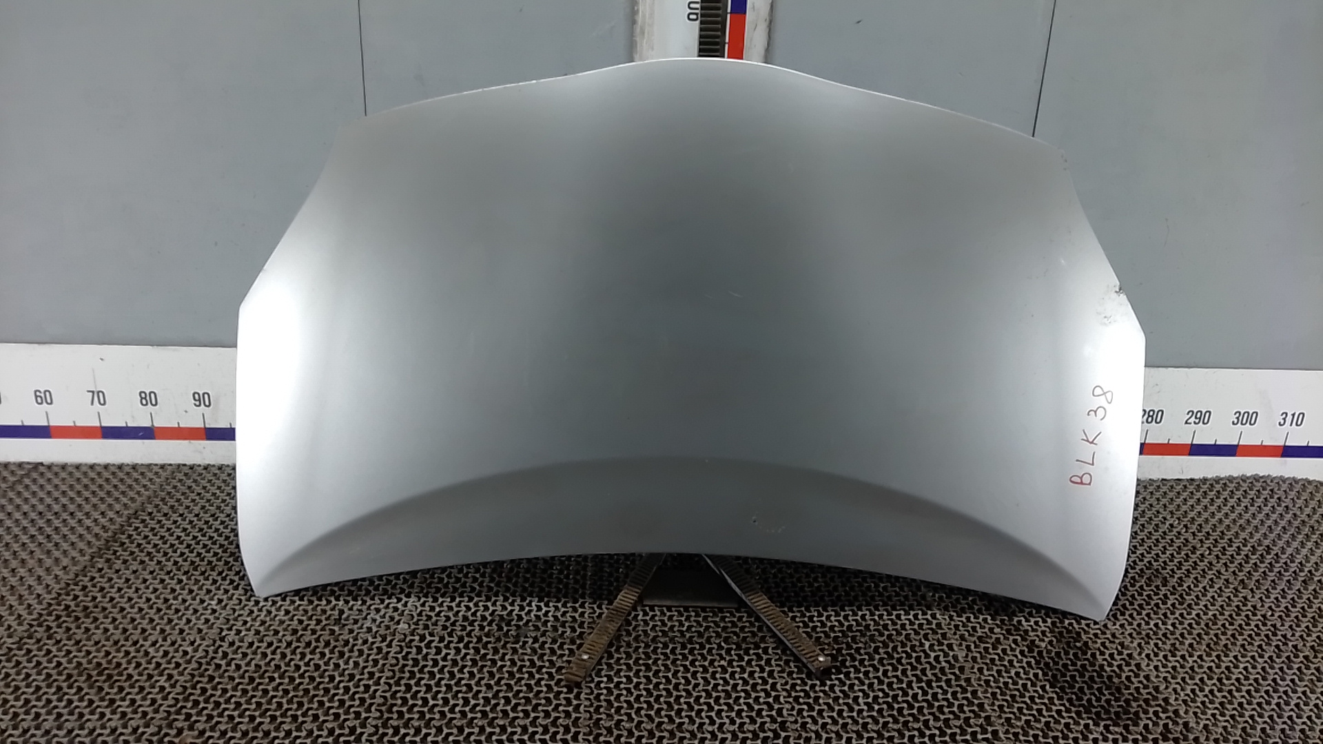 Капот Toyota Prius XW30