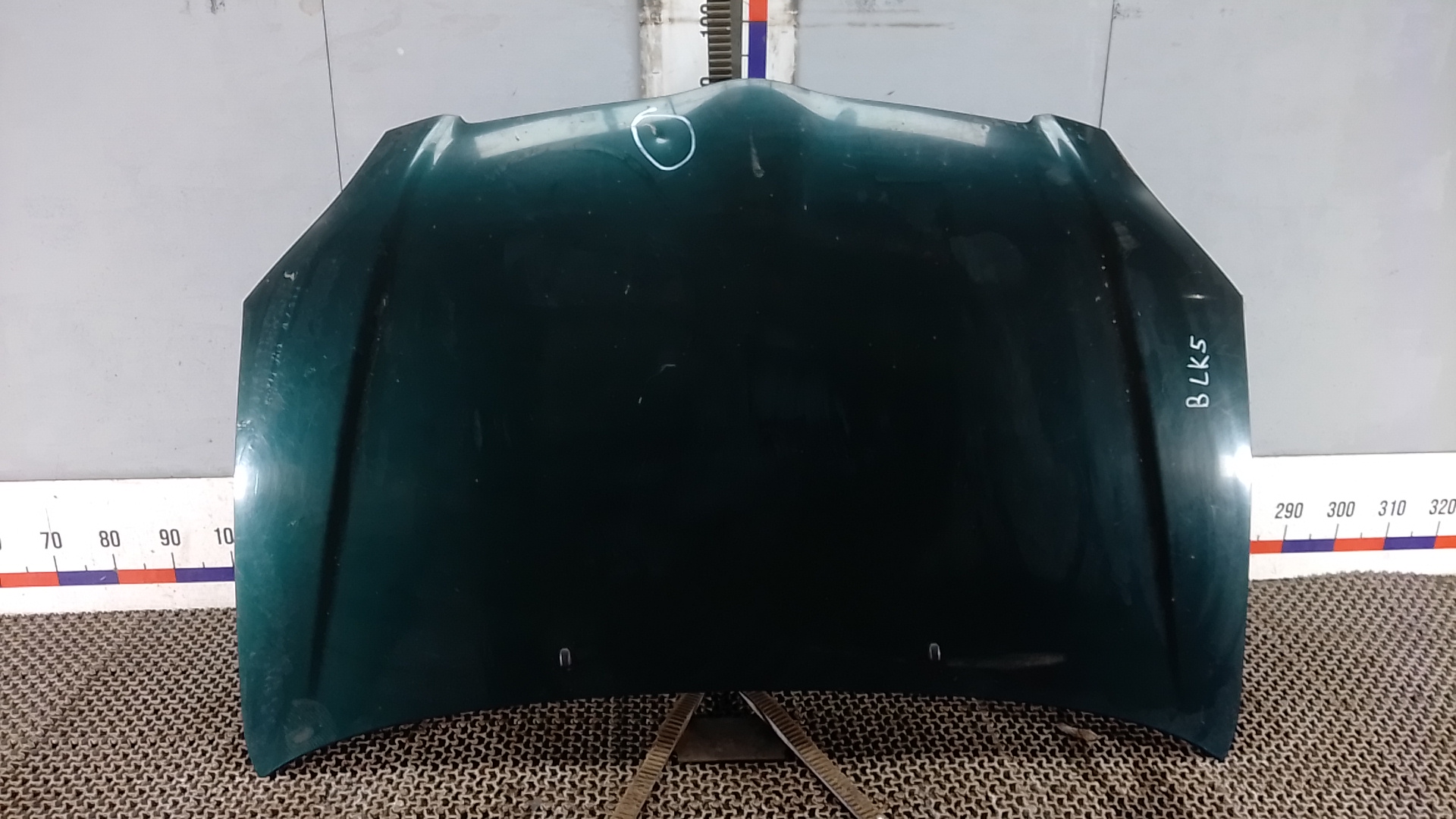 Капот Toyota Corolla E12