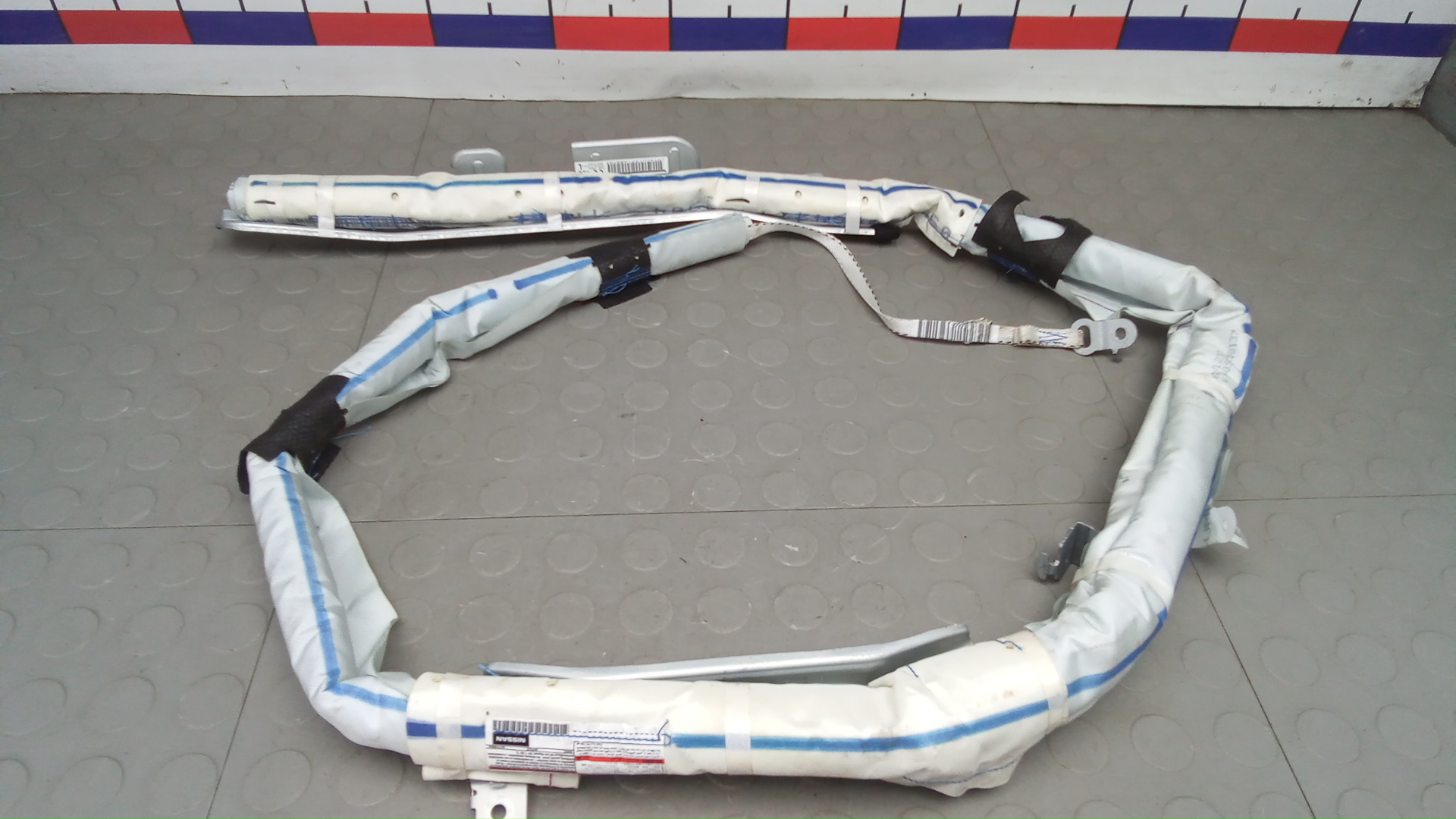 Шторка безопасности Nissan X-Trail T32