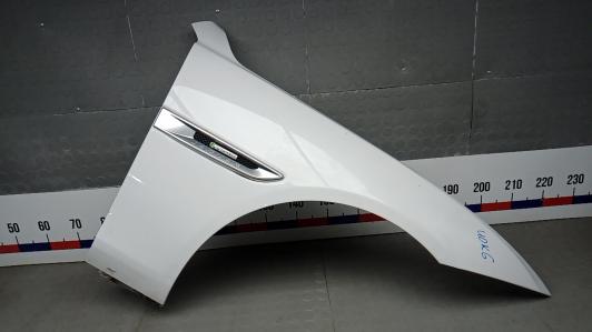 Крыло переднее правое Jaguar XE X760