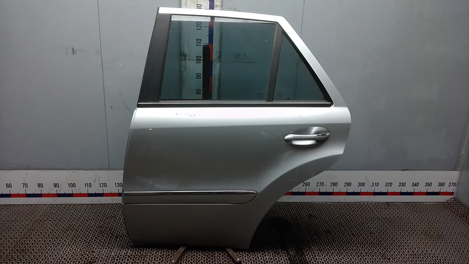 Дверь задняя левая Mercedes-Benz M-Class W164