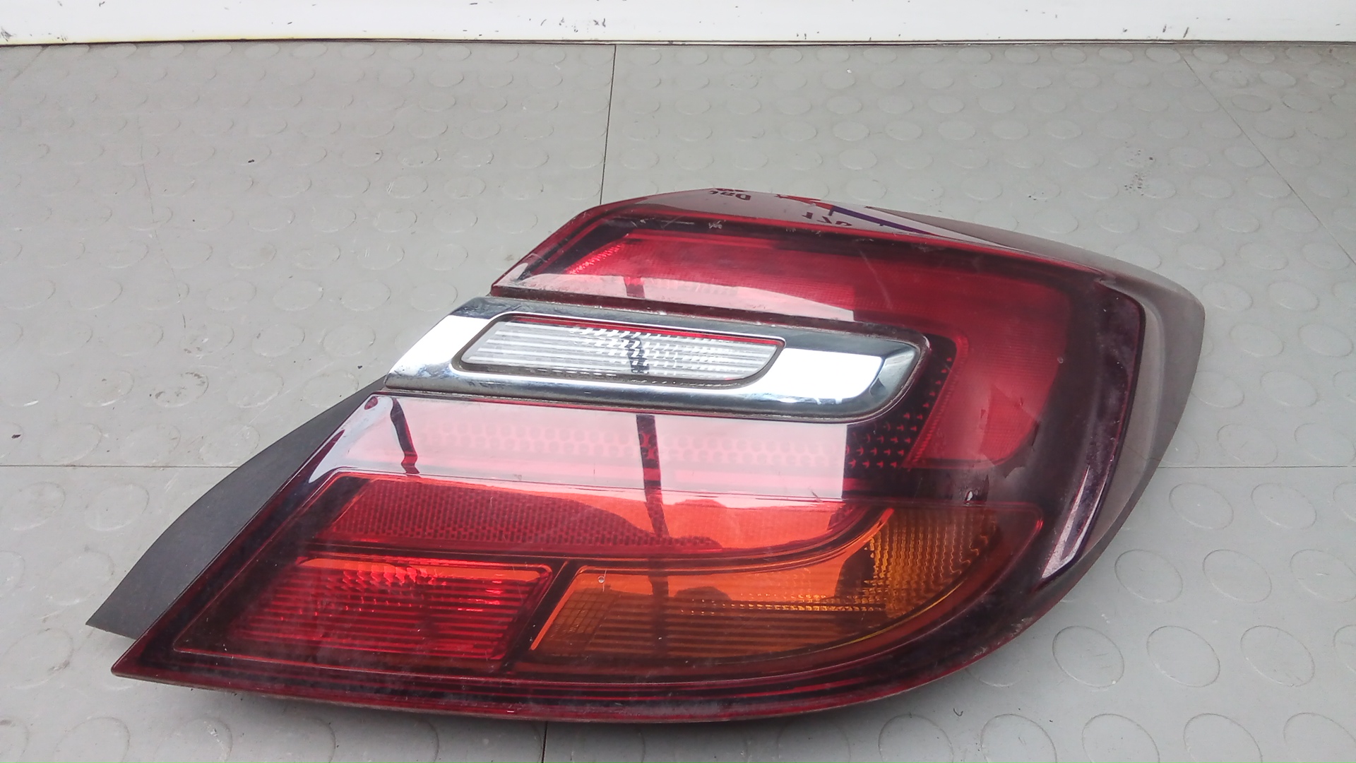 Фонарь задний правый Opel Insignia 1