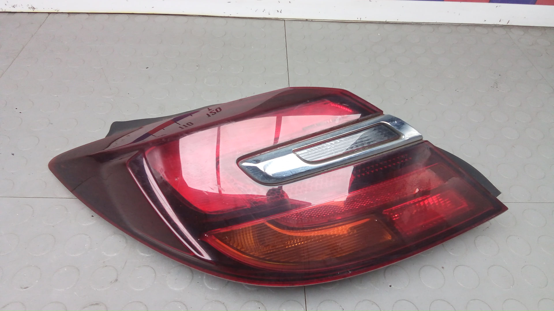 Фонарь задний левый Opel Insignia 1