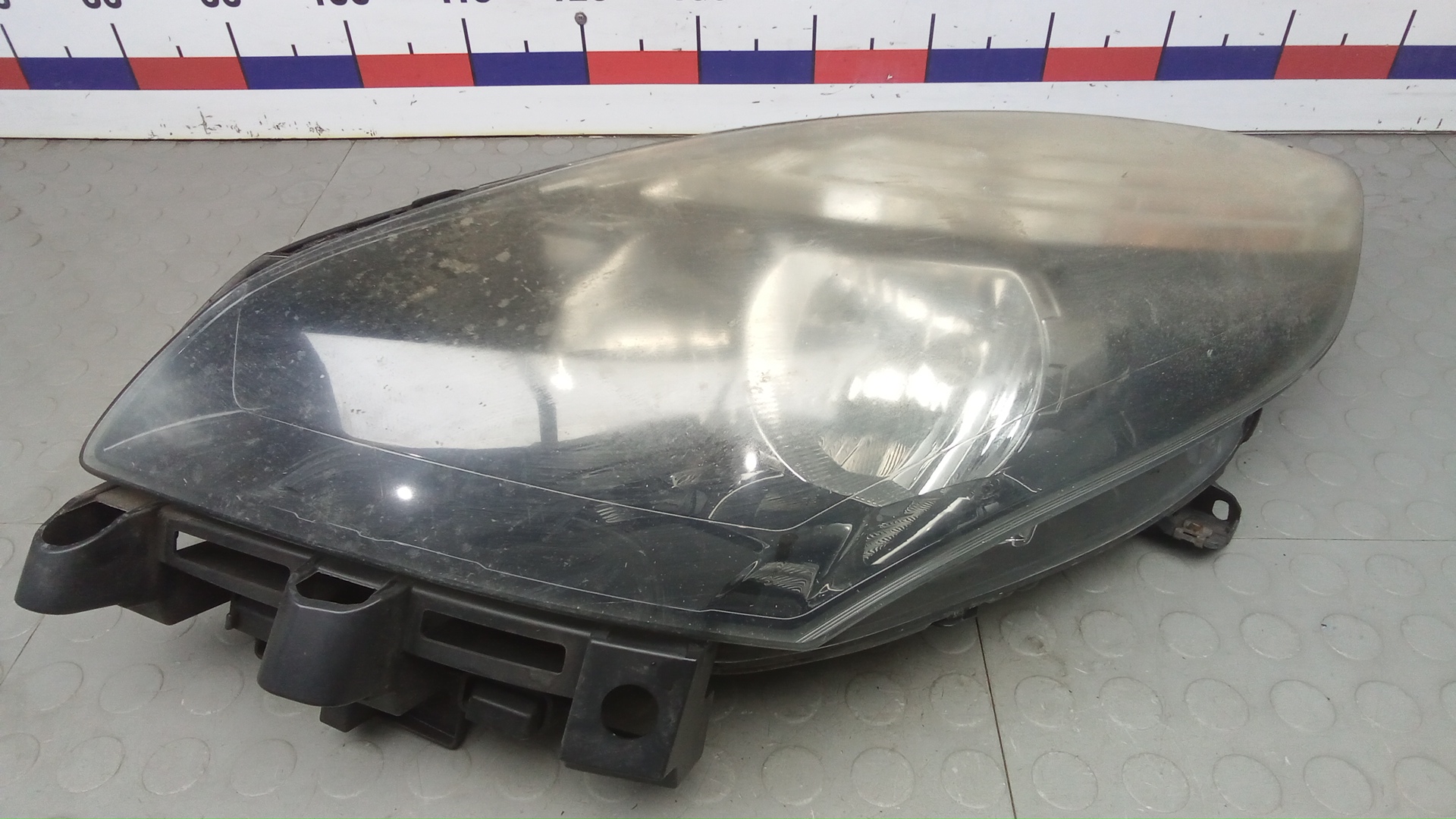 Фара левая Renault Scenic 3