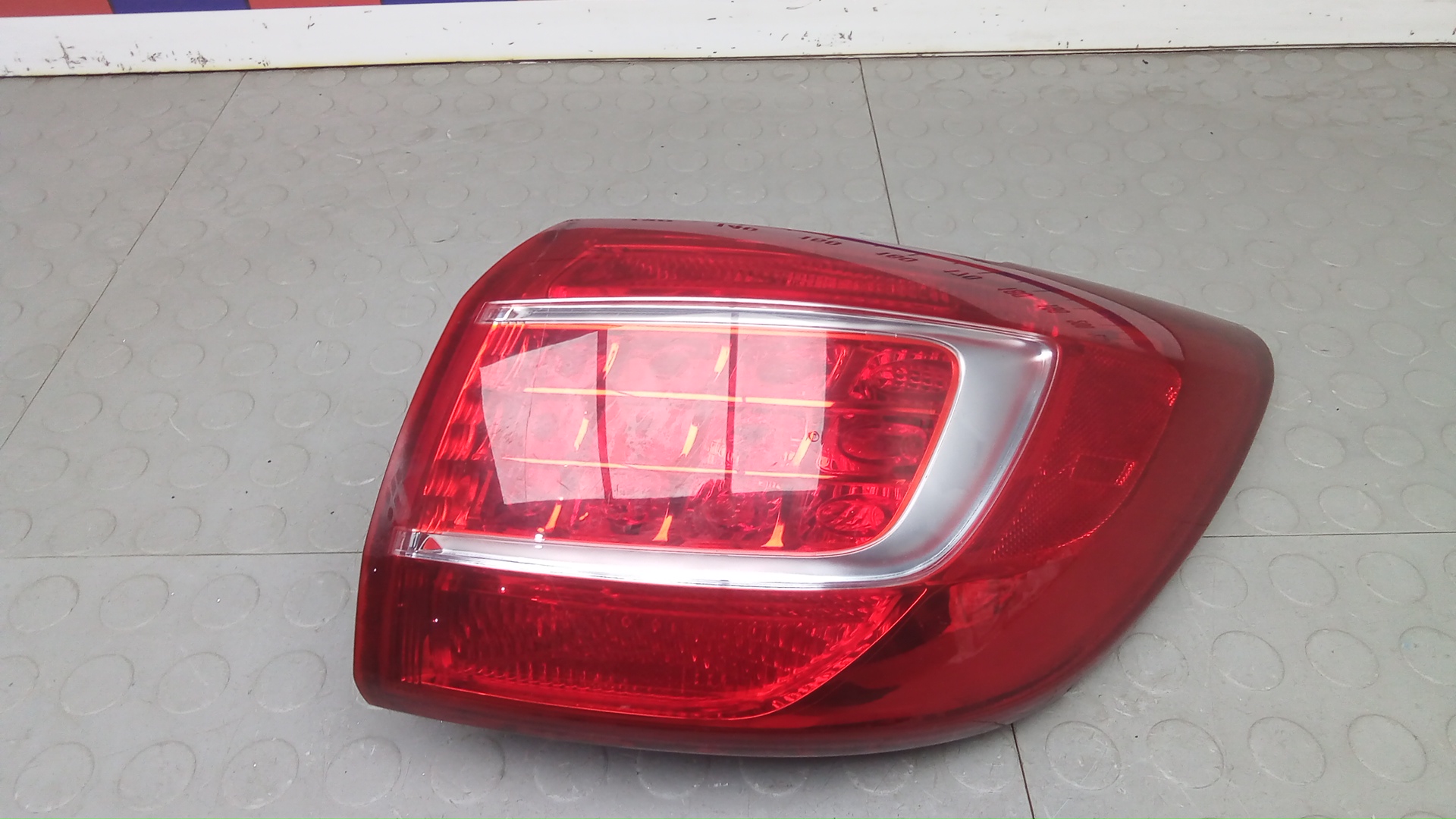 Фонарь задний правый Kia Sportage 3