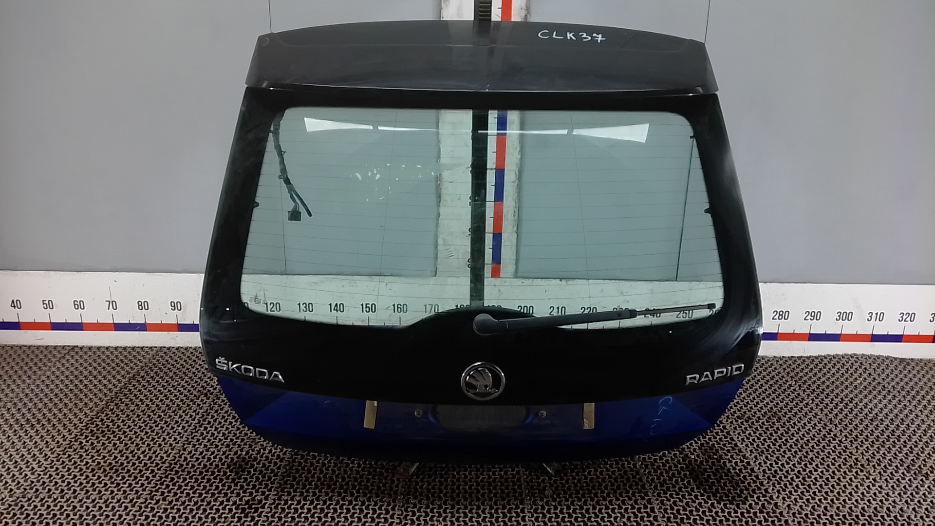 Дверь 3-5 Skoda Rapid