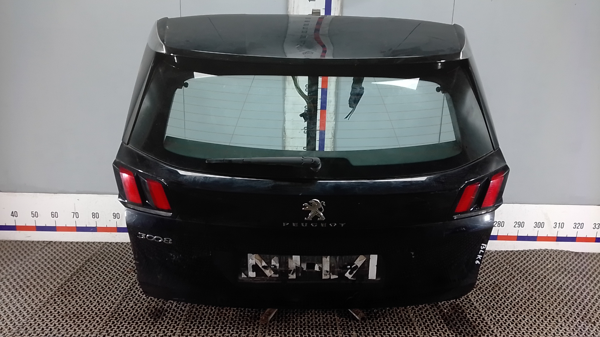 Дверь 3-5 Peugeot 3008 2