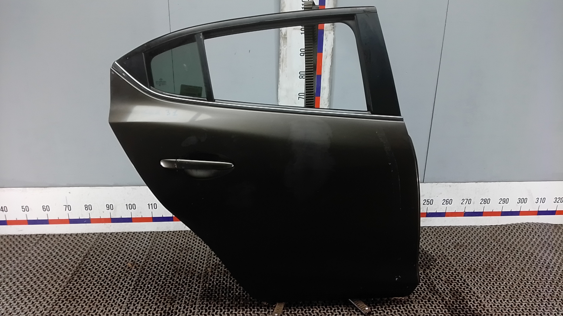 Дверь задняя правая Mazda 3 BM