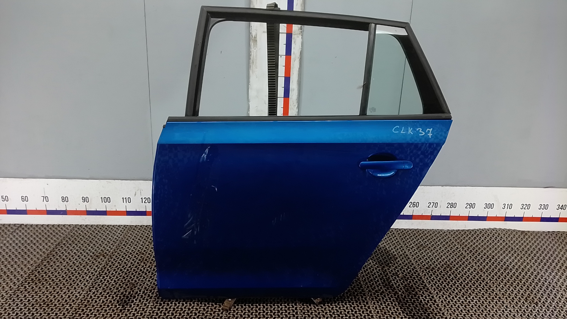 Дверь задняя левая Skoda Rapid