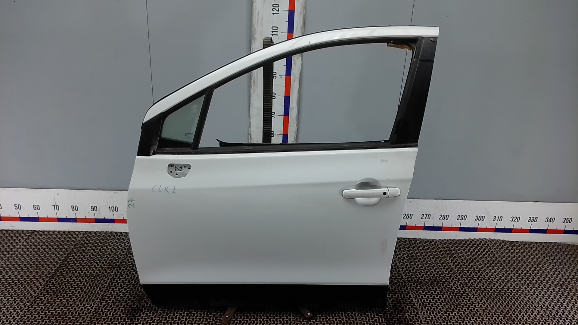 Дверь передняя левая Suzuki SX4 2