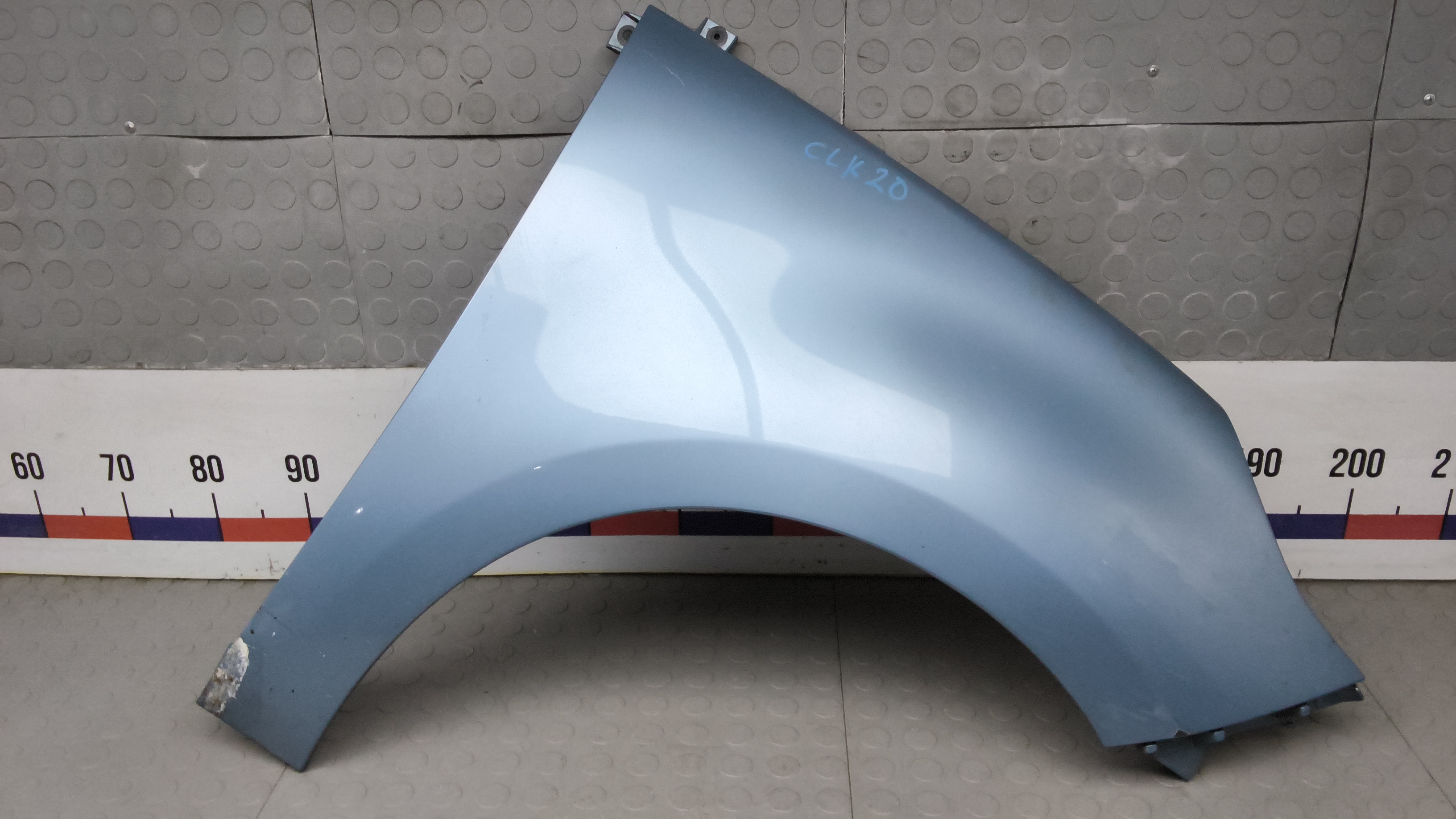 Крыло переднее правое Renault Scenic 3