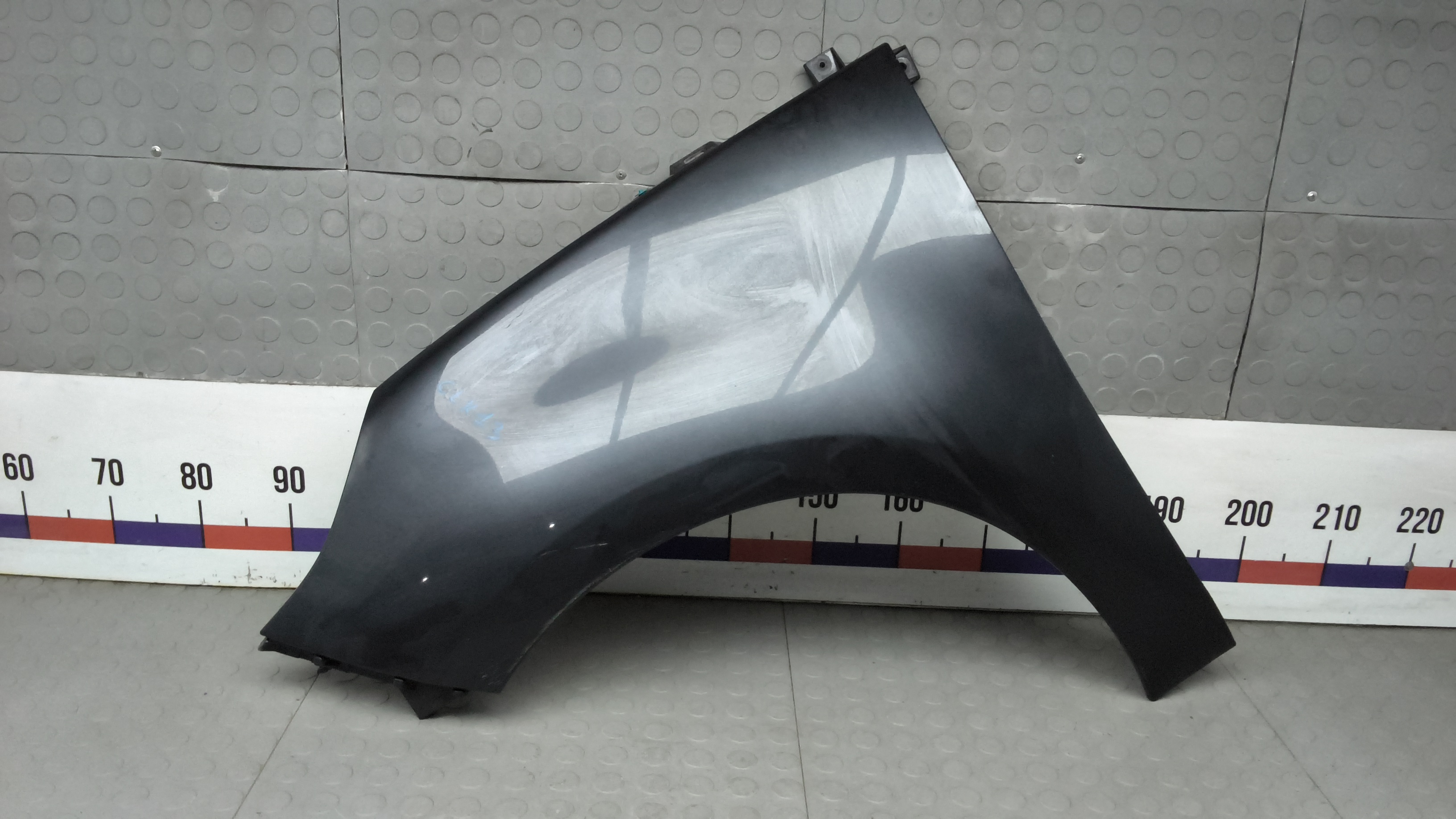 Крыло переднее левое Renault Scenic 3