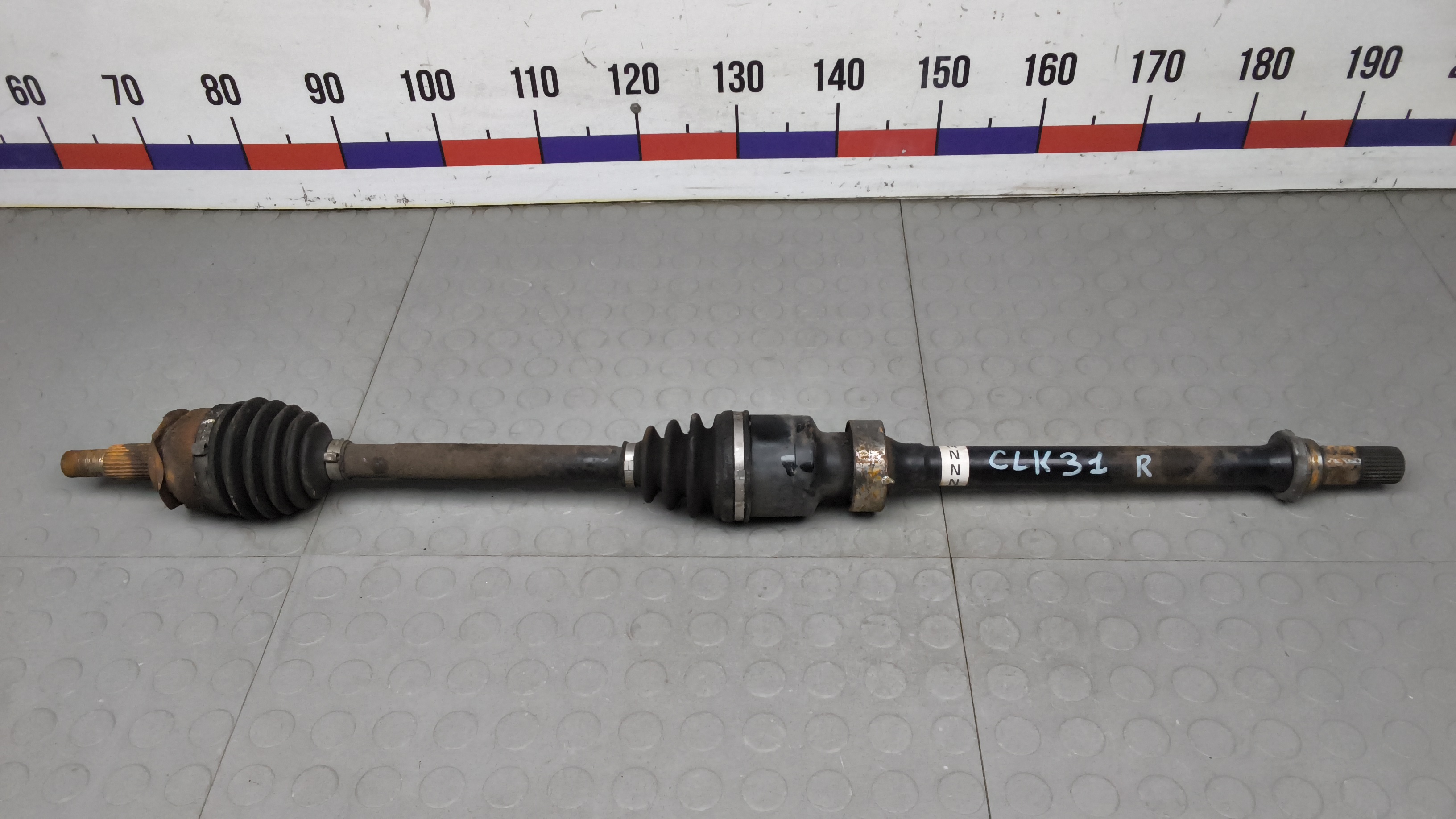 Привод передний правый Mazda 3 BM