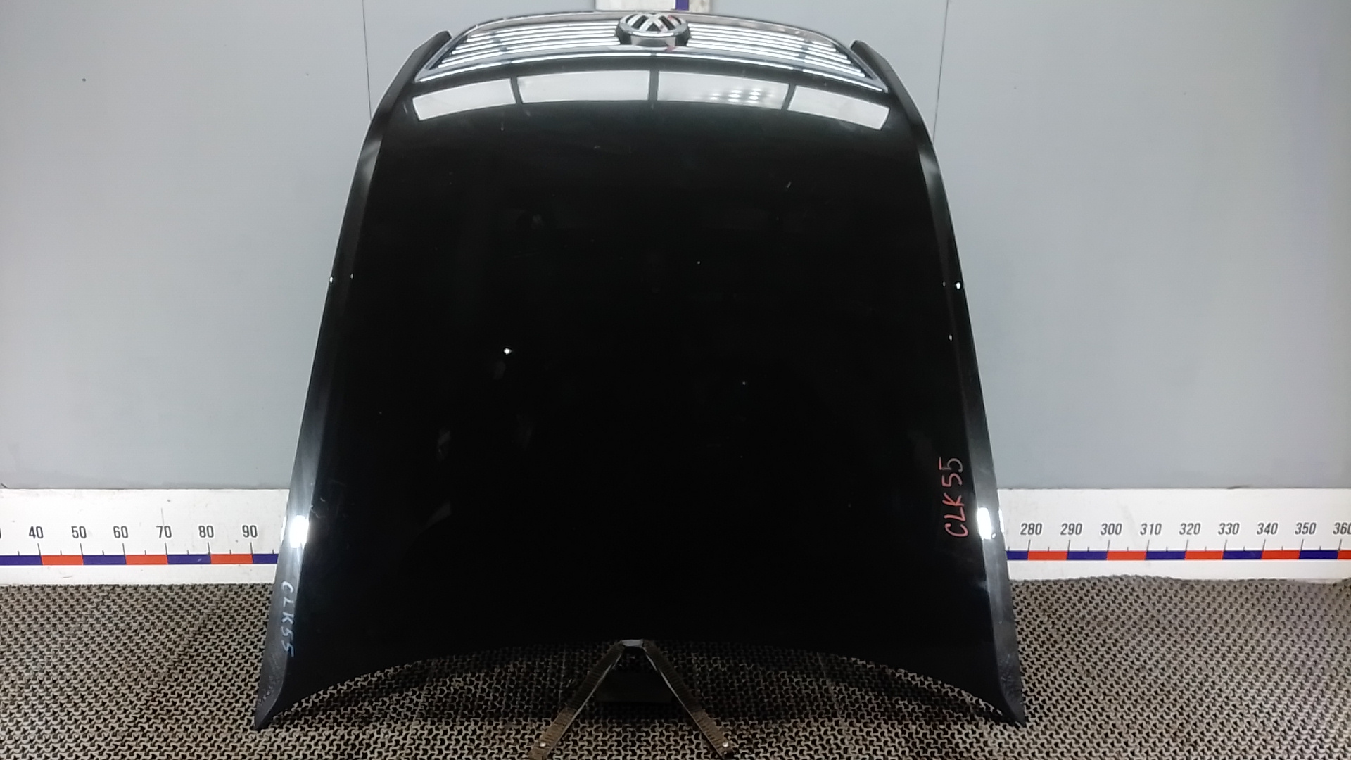 Капот Volkswagen Phaeton 1