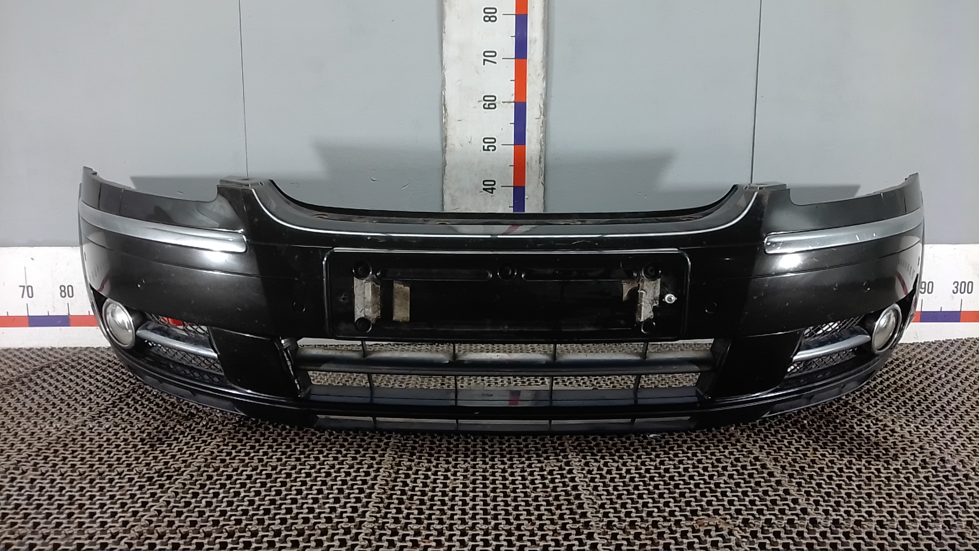 Бампер передний Volkswagen Phaeton 1