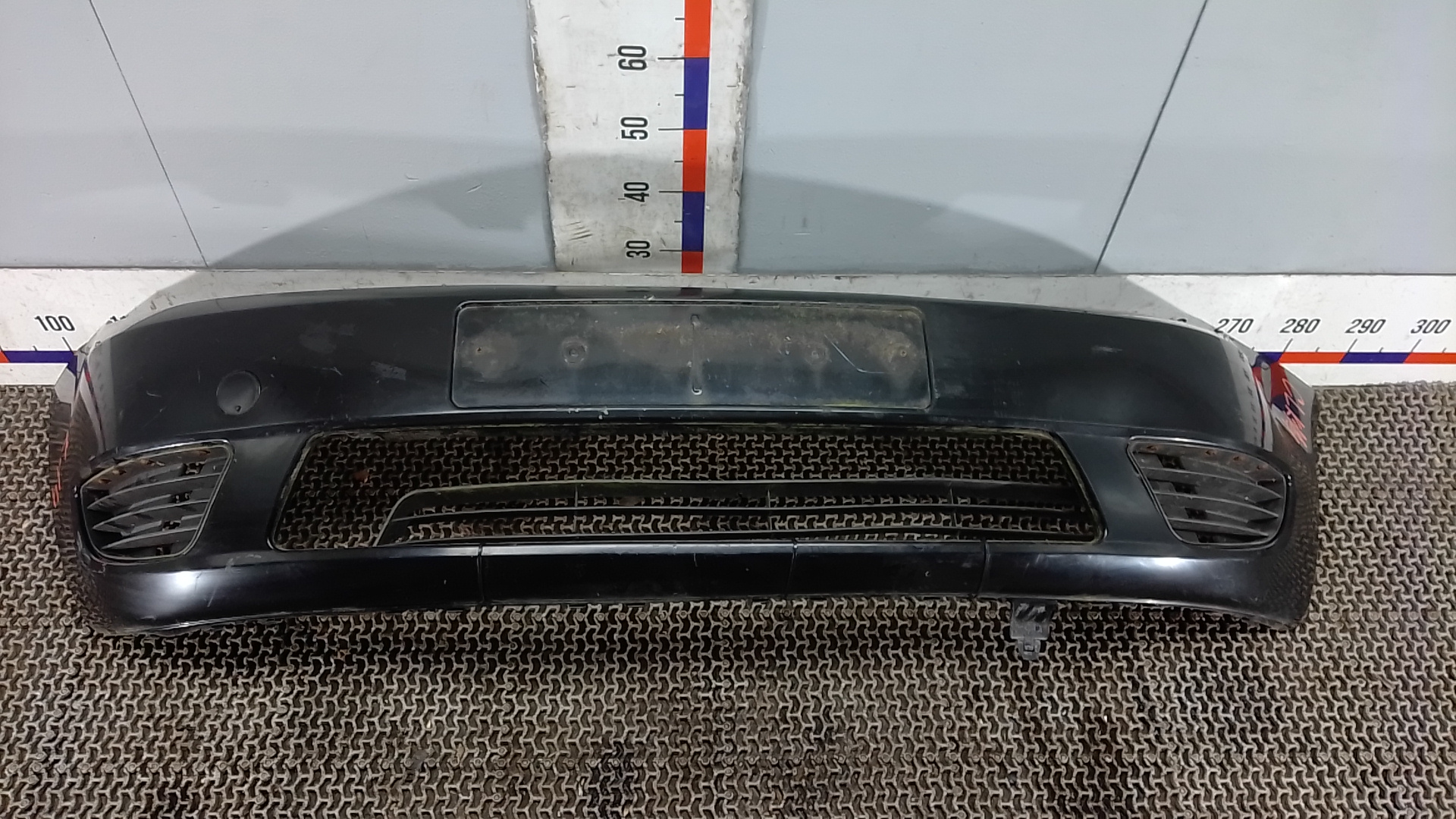 Бампер передний Ford Fiesta 5