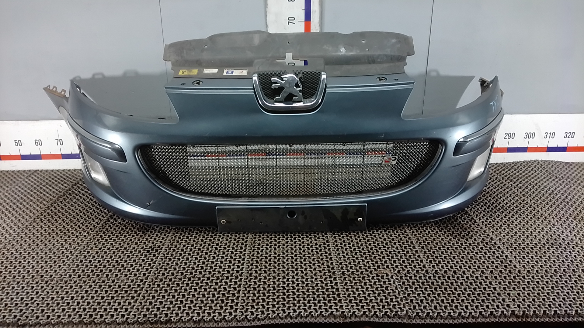 Бампер передний Peugeot 407